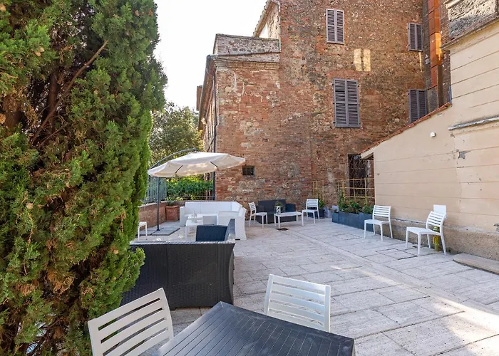 La Corte Del Grillo - Residenza D'epoca Bed & Breakfast 2*